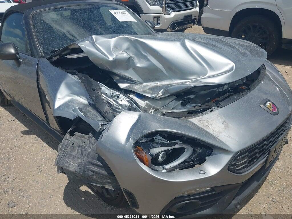 JC1NFAEK2H0119486 2017 FIAT 124 SPIDER photo no. 6