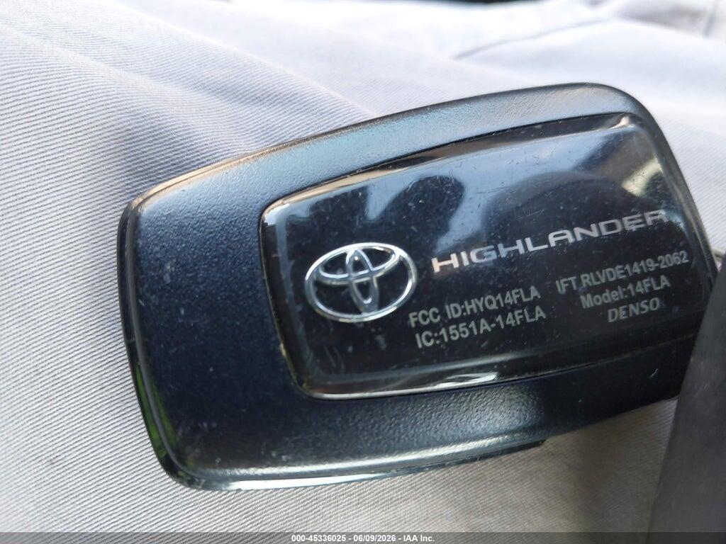 5TDKDRBHXPS045782 2023 TOYOTA HIGHLANDER photo no. 11