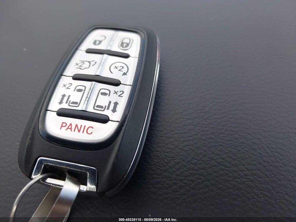 2C4RC1FGXJR125541 2018 CHRYSLER PACIFICA photo no. 11