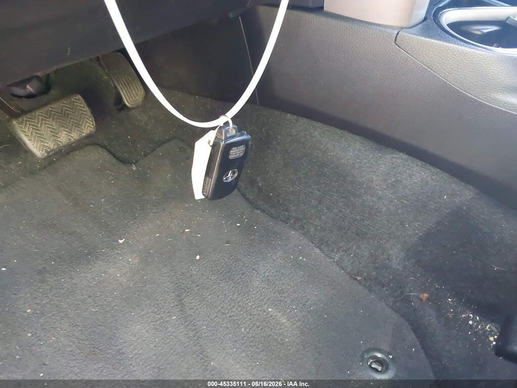 2T3DFREVXHW695278 2017 TOYOTA RAV4 photo no. 11