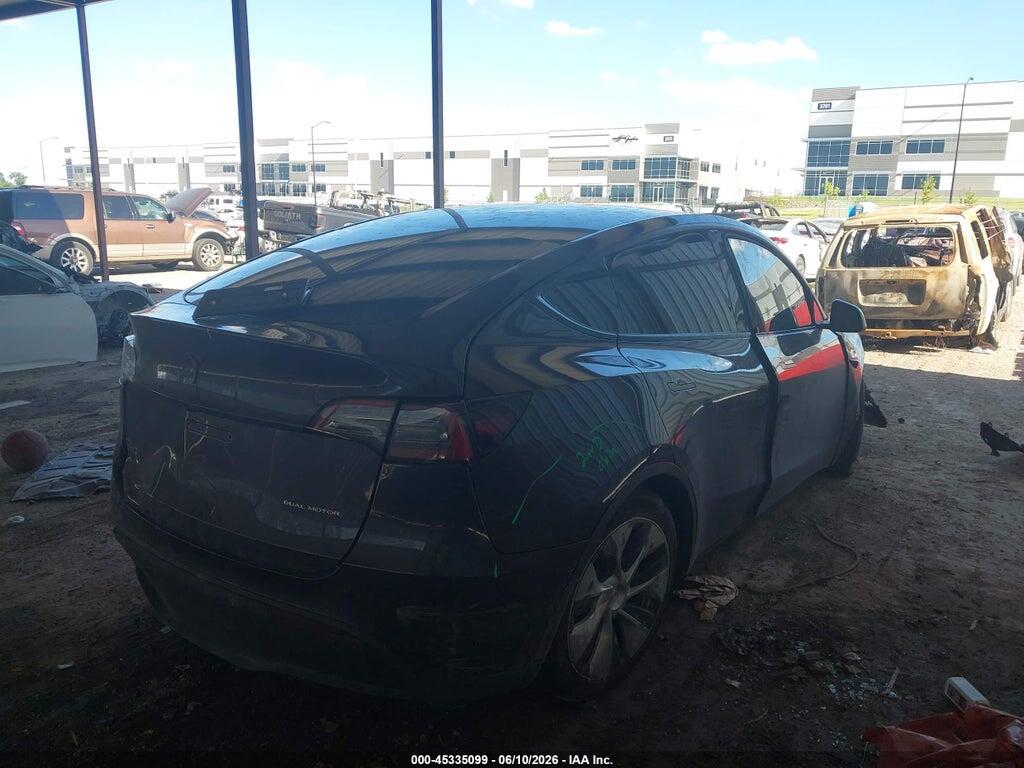7SAYGDEE7RF022718 2024 TESLA MODEL Y photo no. 4