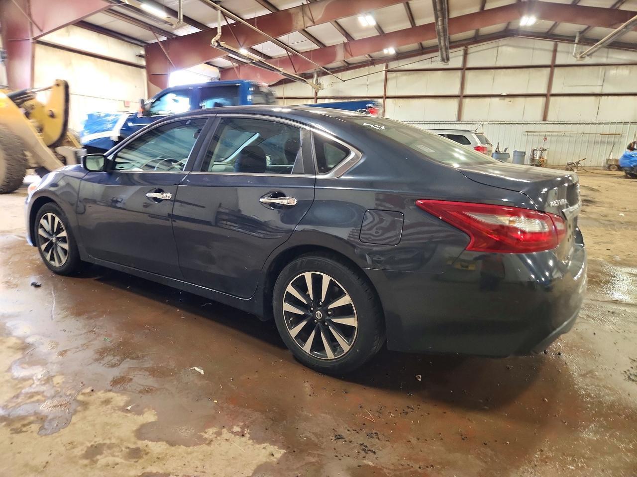 2018 NISSAN ALTIMA 2.5 SV — Фото 2 из 12