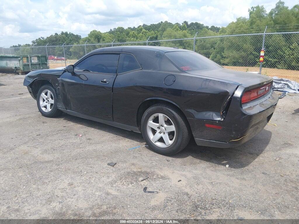 2B3CJ4DV1AH174228 2010 DODGE CHALLENGER photo no. 3