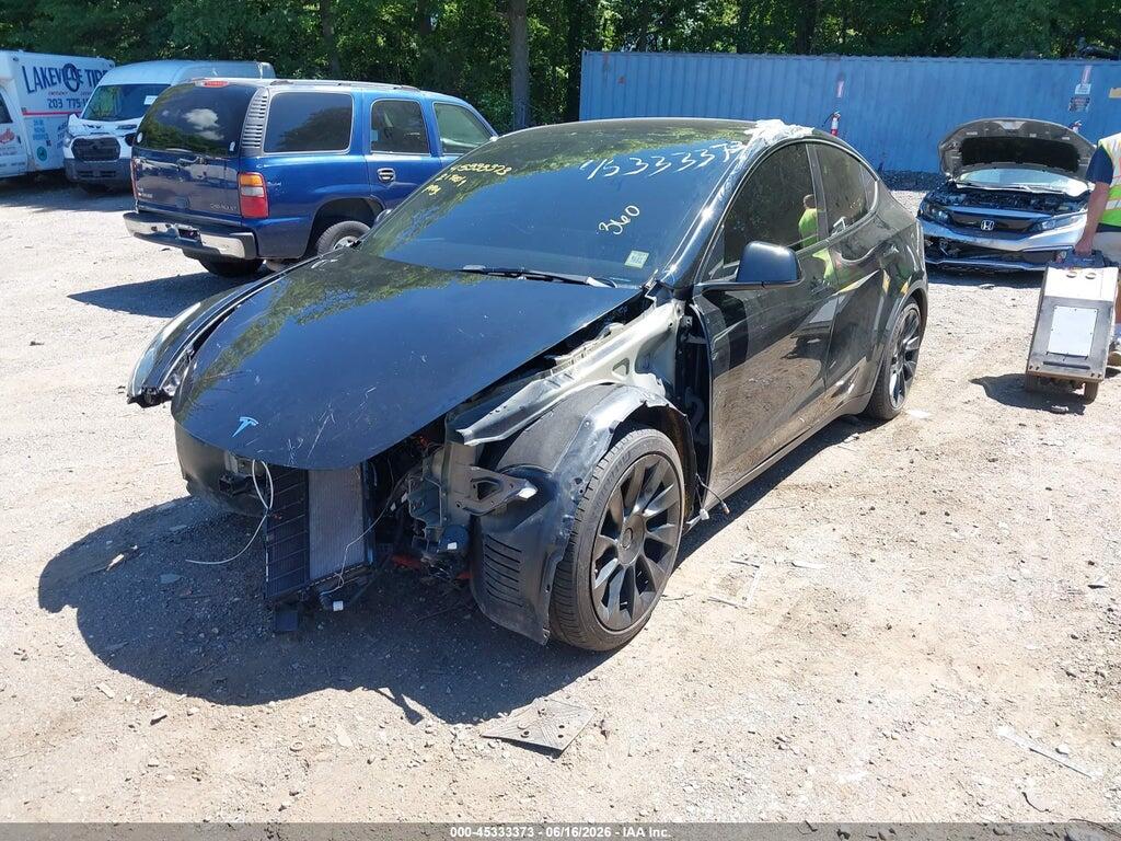 5YJYGAEE1MF143992 2021 TESLA MODEL Y photo no. 2