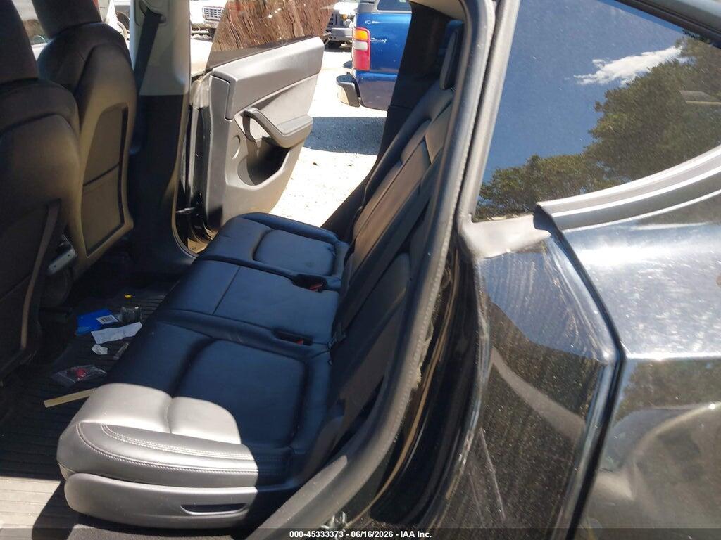 5YJYGAEE1MF143992 2021 TESLA MODEL Y photo no. 8