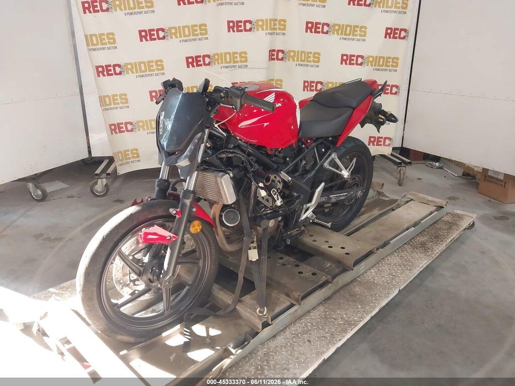 MLHNC5102M5700147 2021 HONDA CBR300 photo no. 2