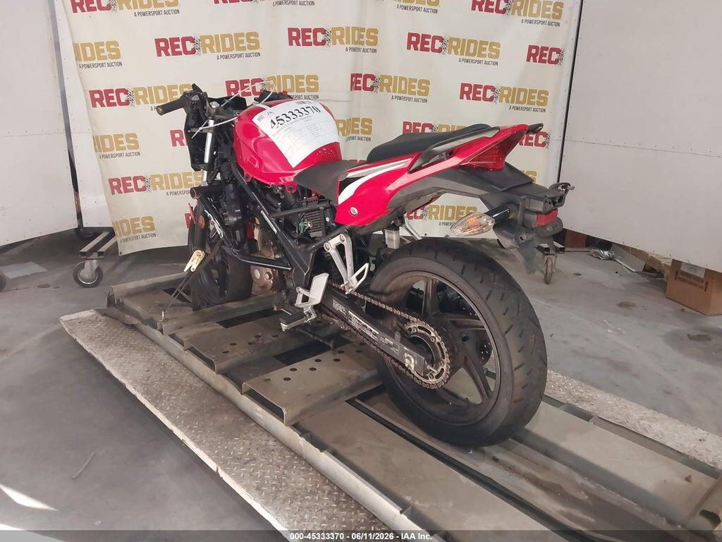 MLHNC5102M5700147 2021 HONDA CBR300 photo no. 3