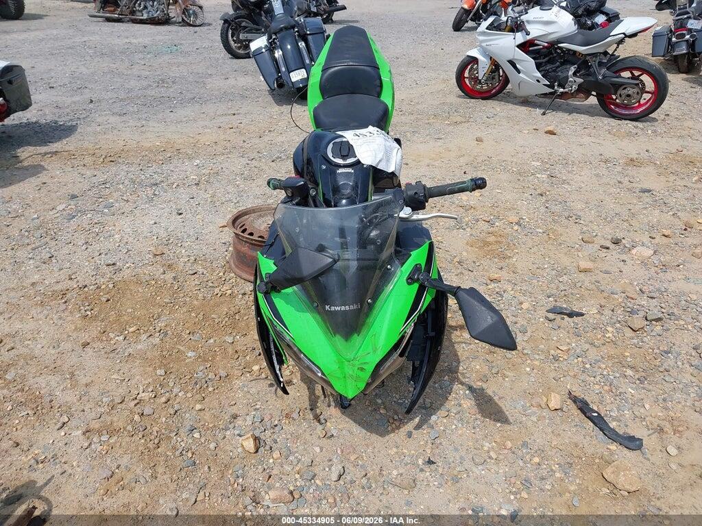 JKAEXEK10HDA02515 2017 KAWASAKI EX650 photo no. 5