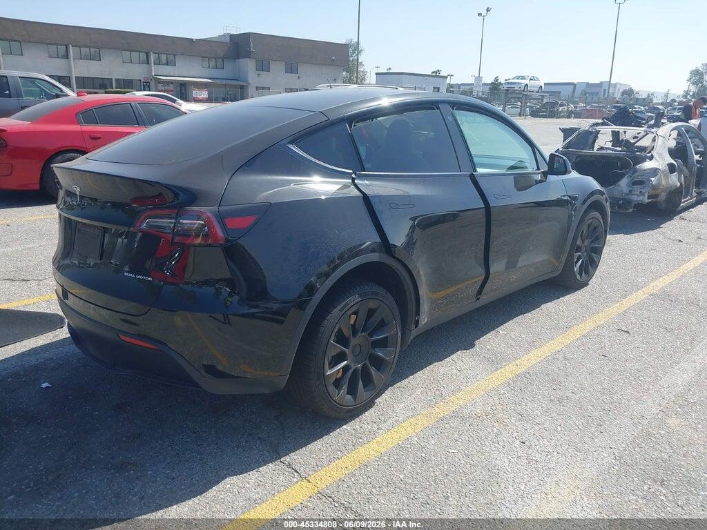 7SAYGDEE1PF623734 2023 TESLA MODEL Y photo no. 4
