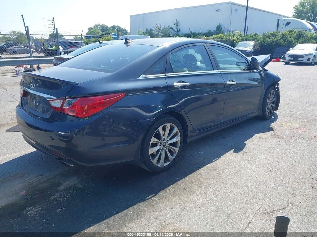 5NPEC4AC0DH758944 2013 HYUNDAI SONATA photo no. 4
