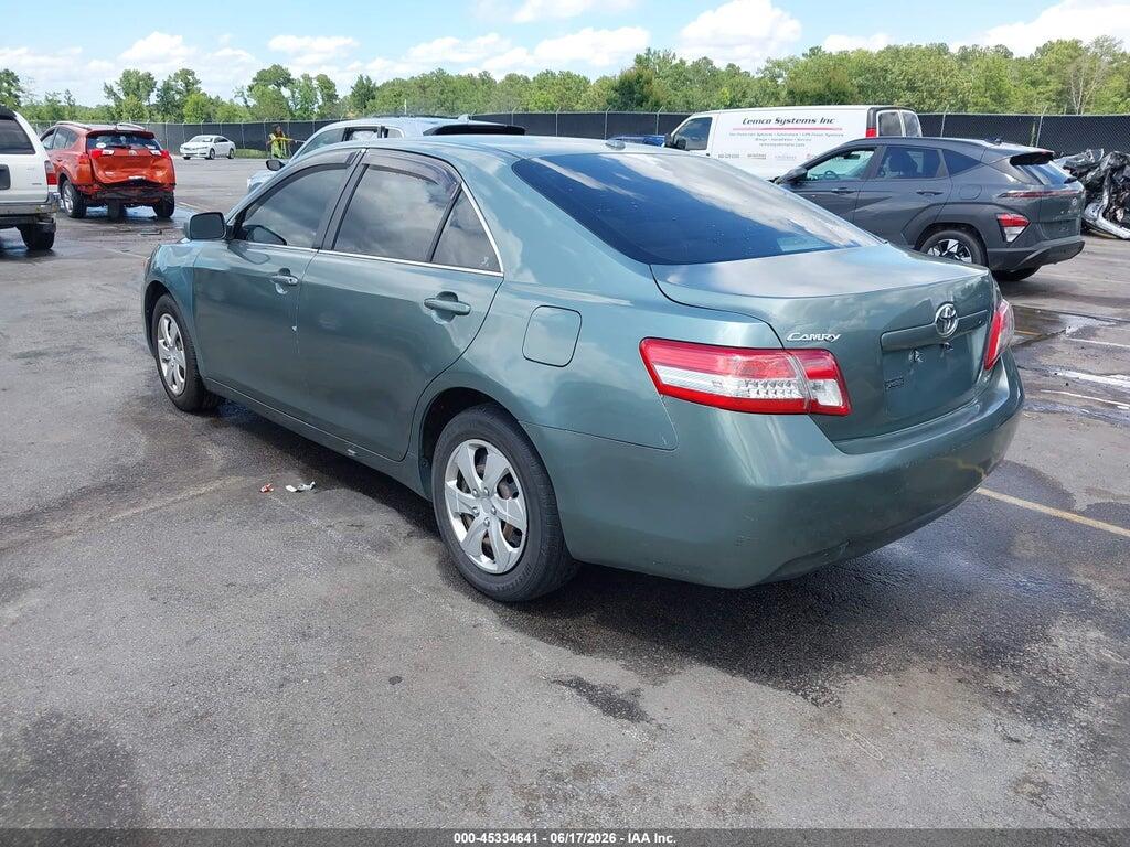 4T1BF3EK2BU644495 2011 TOYOTA CAMRY photo no. 3