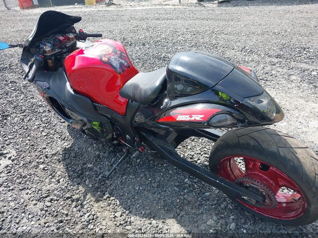 JS1GX72B5D2102030 2013 SUZUKI GSX1300 photo no. 3