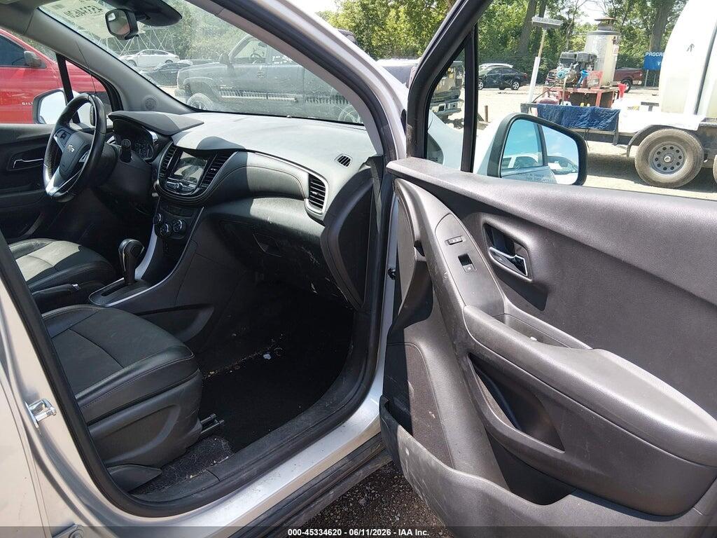 KL7CJLSB4JB685908 2018 CHEVROLET TRAX photo no. 5