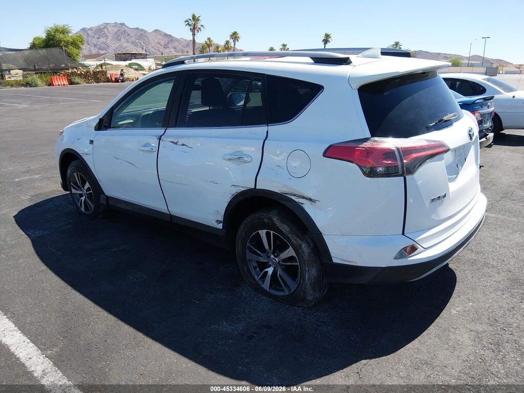 2T3WFREV9JW458473 2018 TOYOTA RAV4 photo no. 3