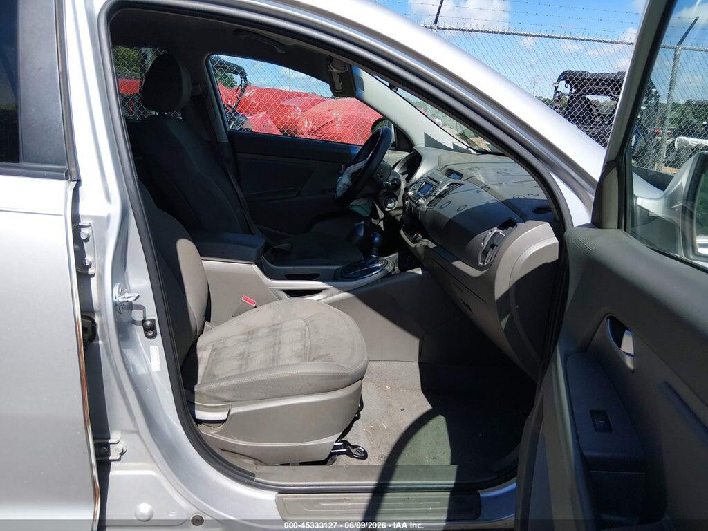 KNDPB3A24B7017940 2011 KIA SPORTAGE photo no. 5