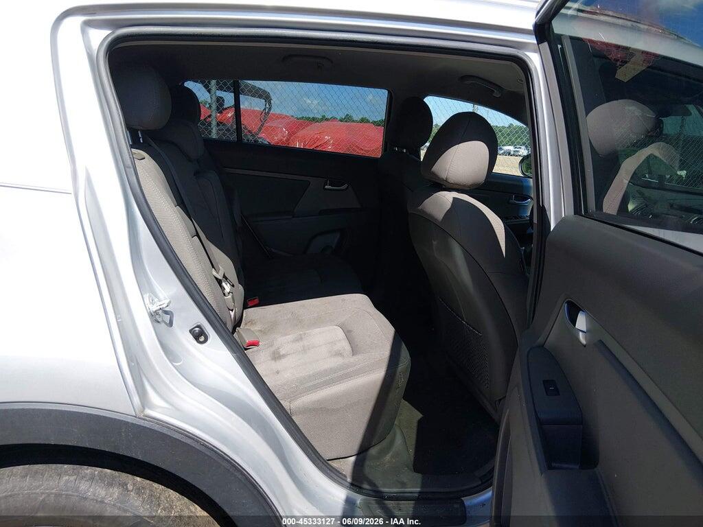 KNDPB3A24B7017940 2011 KIA SPORTAGE photo no. 8