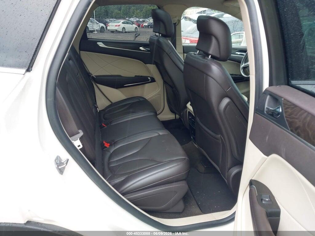 5LMTJ3DH5KUL34816 2019 LINCOLN MKC photo no. 8