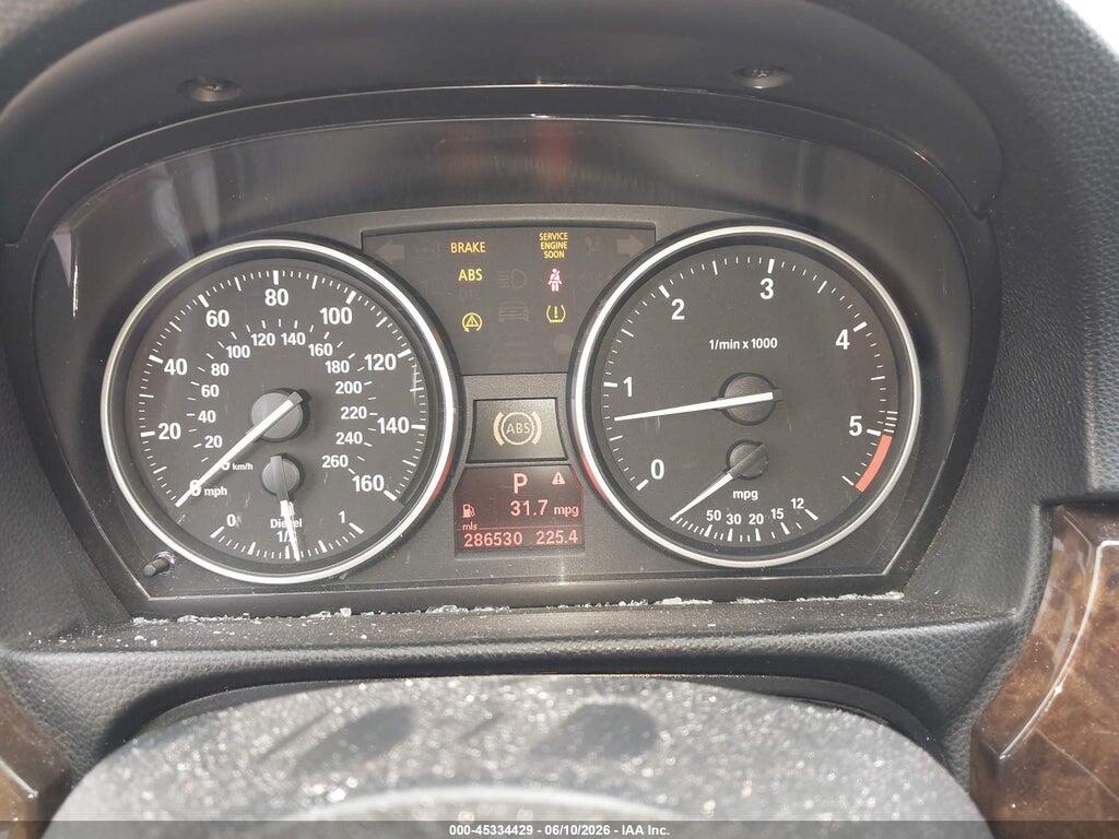 WBAPN7C57AA778546 2010 BMW 335D photo no. 7