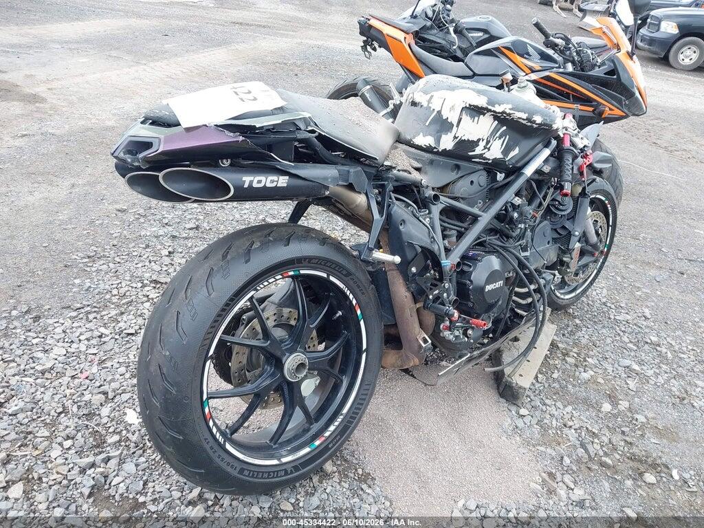 ZDM1XBMVXCB018097 2012 DUCATI SUPERBIKE photo no. 4