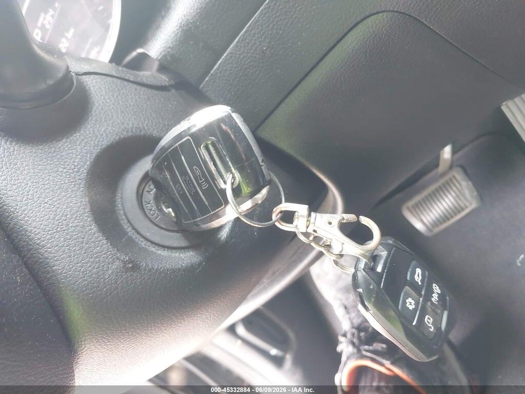 3KPFK4A75JE175649 2018 KIA FORTE photo no. 11