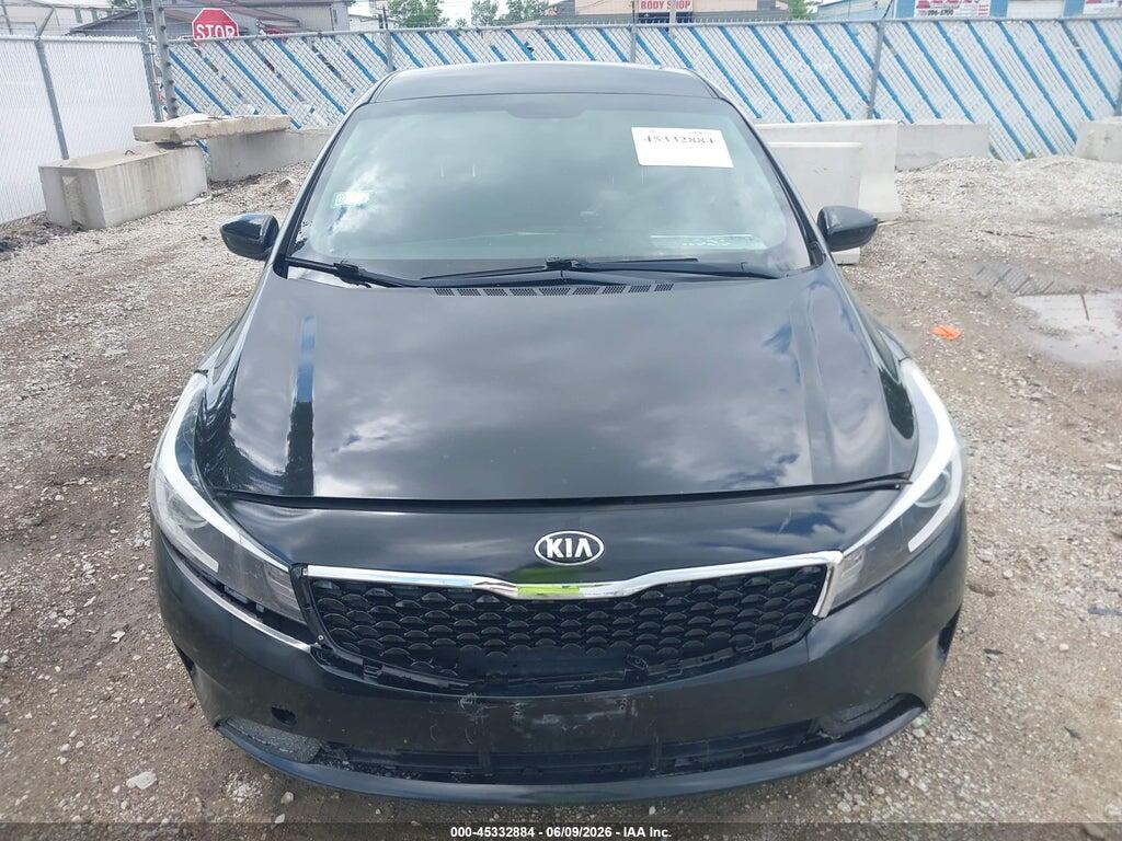 3KPFK4A75JE175649 2018 KIA FORTE photo no. 12