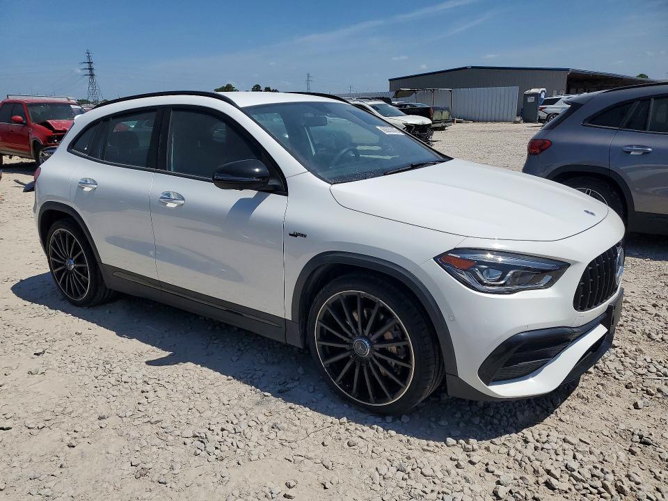 2023 MERCEDES-BENZ GLA 35 AMG — Фото 4 из 13