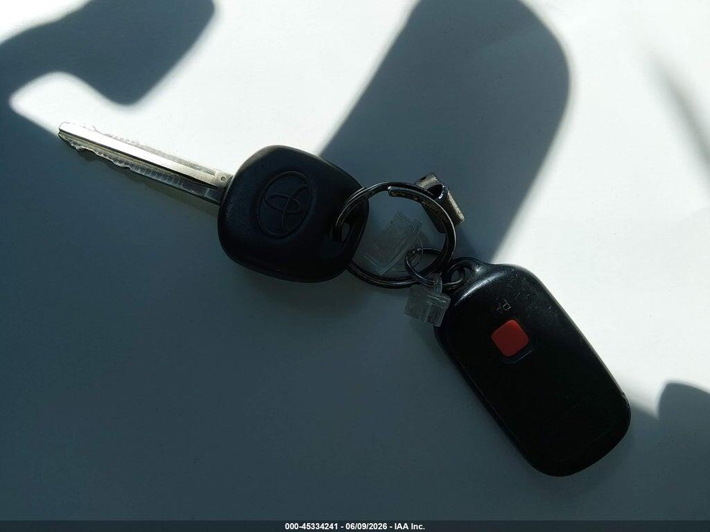 2T1BR30E57C762915 2007 TOYOTA COROLLA photo no. 11