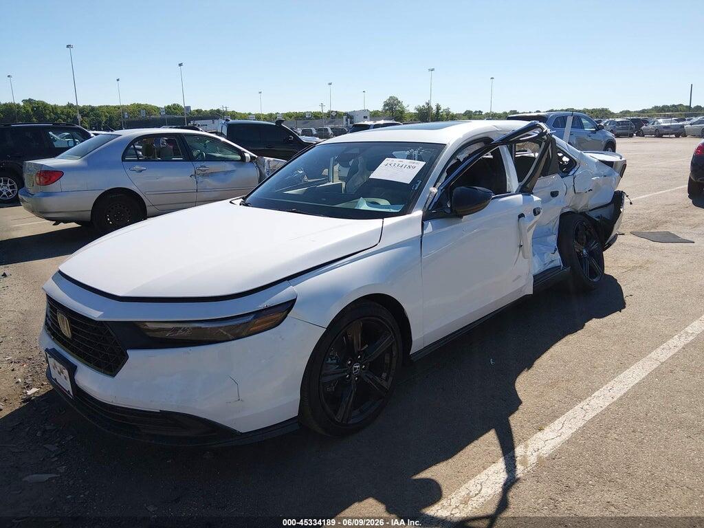 1HGCY2F57RA008822 2024 HONDA ACCORD HYBRID photo no. 2