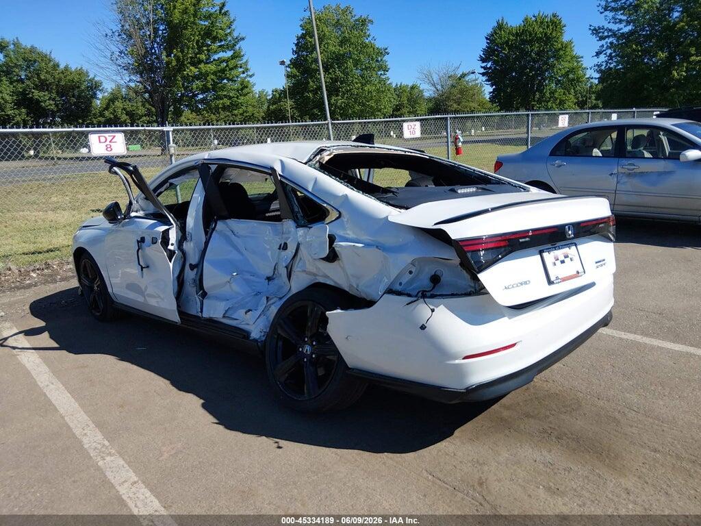 1HGCY2F57RA008822 2024 HONDA ACCORD HYBRID photo no. 3