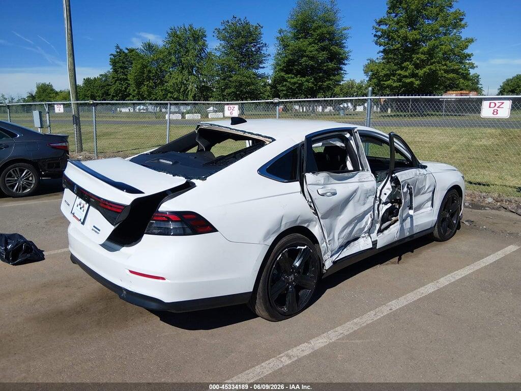 1HGCY2F57RA008822 2024 HONDA ACCORD HYBRID photo no. 4