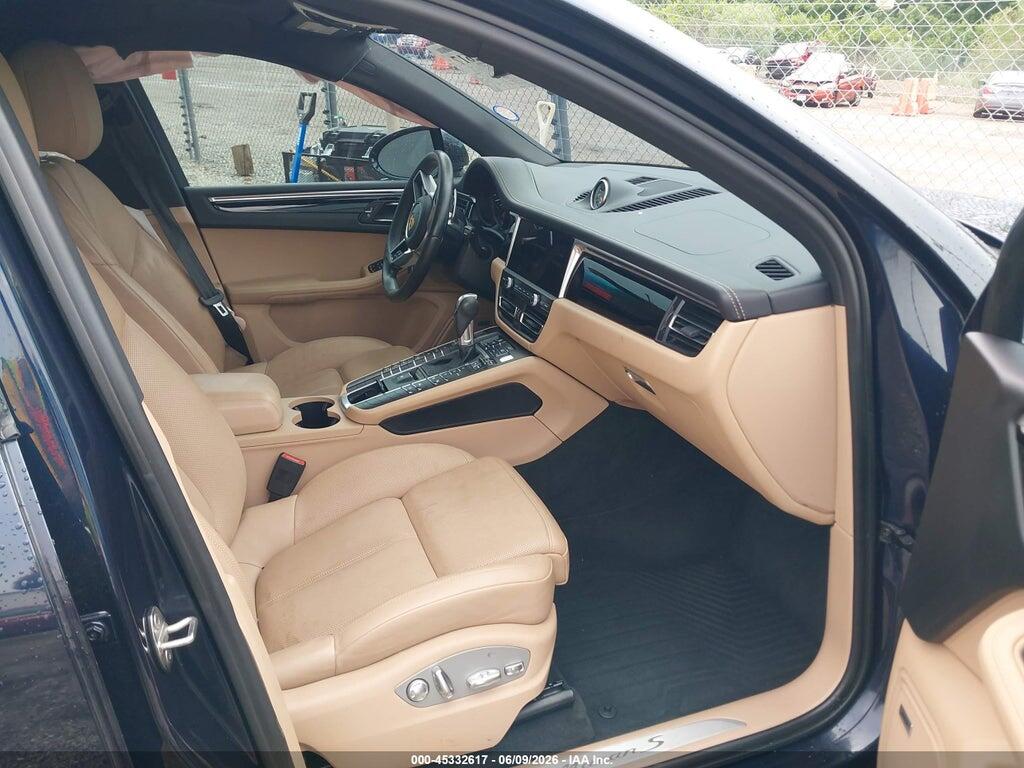 WP1AB2A55MLB35255 2021 PORSCHE MACAN photo no. 5