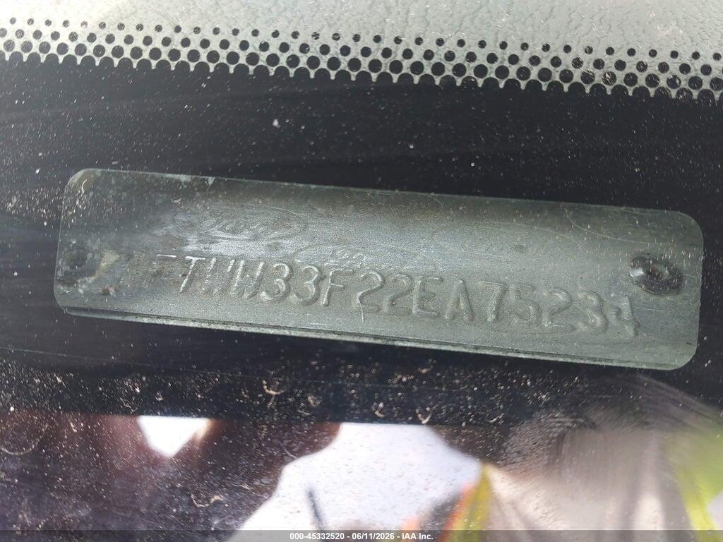 1FTWW33F22EA75234 2002 FORD F-350 photo no. 8
