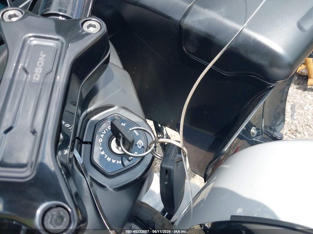 1HD1KH71XRB631642 2024 HARLEY-DAVIDSON FLTRX photo no. 11