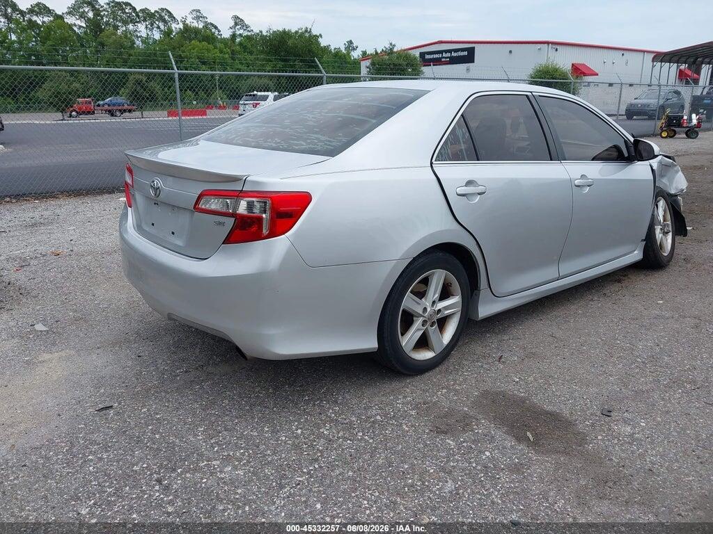 4T1BF1FK1EU449995 2014 TOYOTA CAMRY photo no. 4
