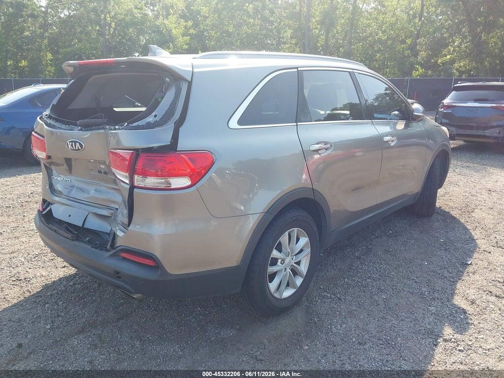 5XYPGDA35HG293846 2017 KIA SORENTO photo no. 4
