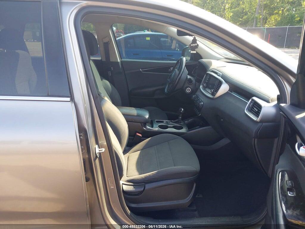 5XYPGDA35HG293846 2017 KIA SORENTO photo no. 5