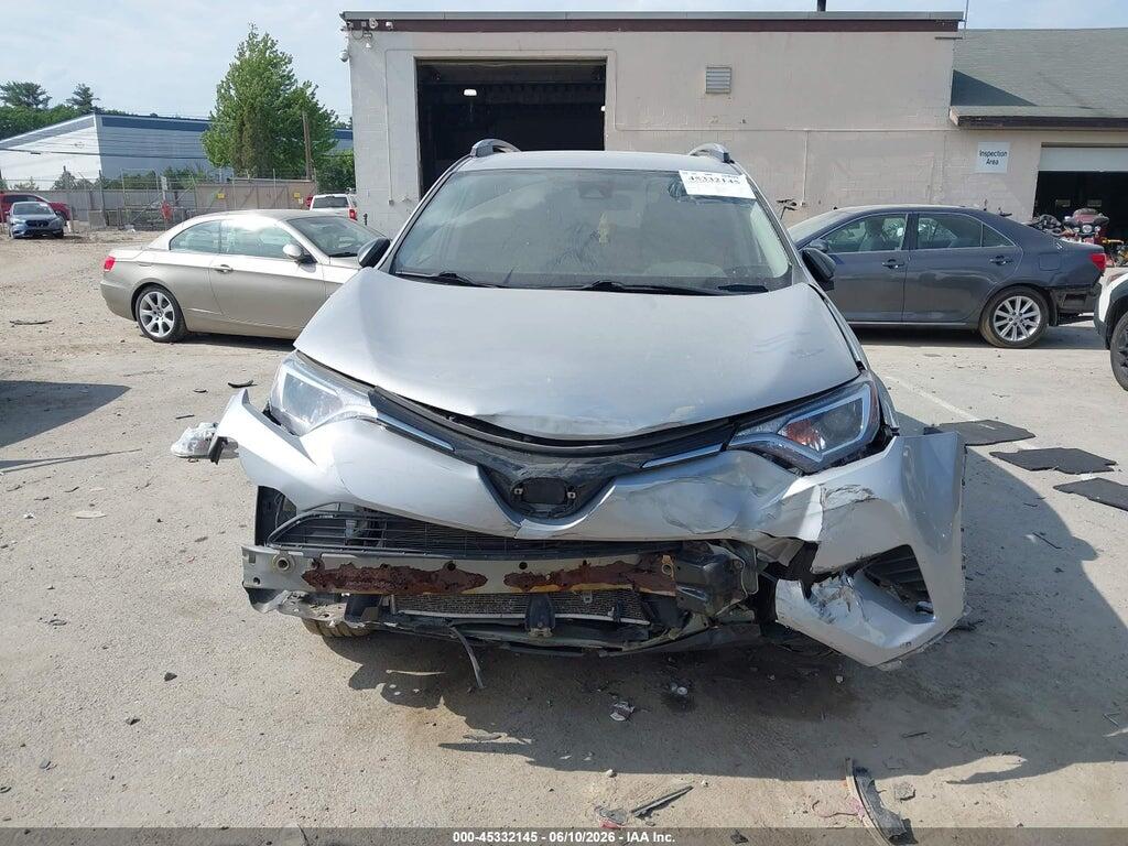 2T3BFREV7JW721042 2018 TOYOTA RAV4 photo no. 12