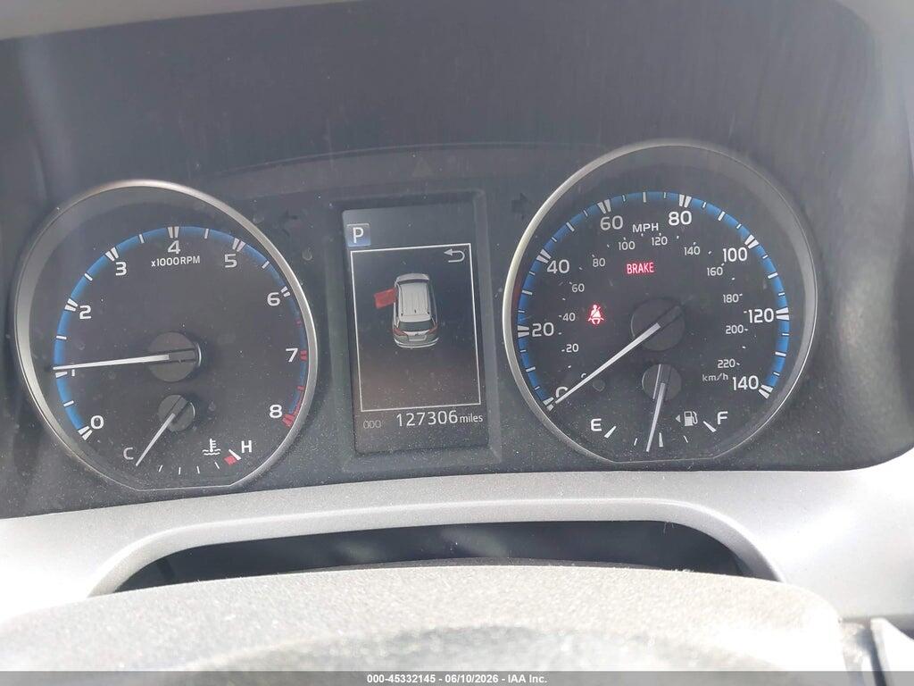 2T3BFREV7JW721042 2018 TOYOTA RAV4 photo no. 7