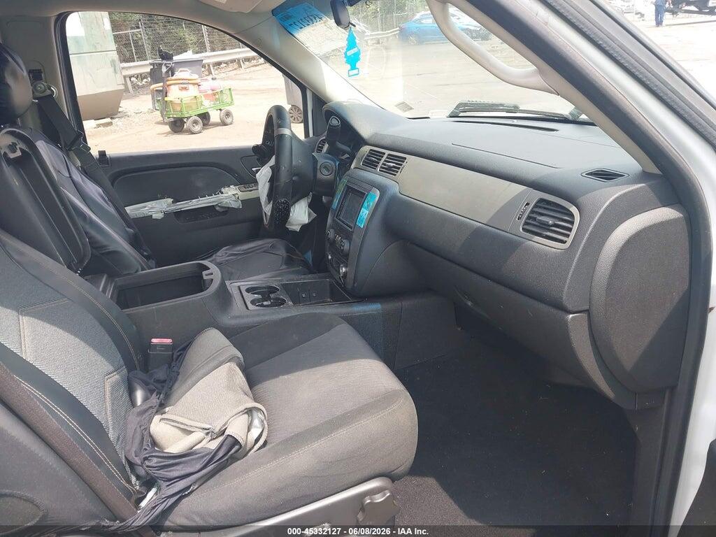 1GNLC2E05DR254384 2013 CHEVROLET TAHOE photo no. 5