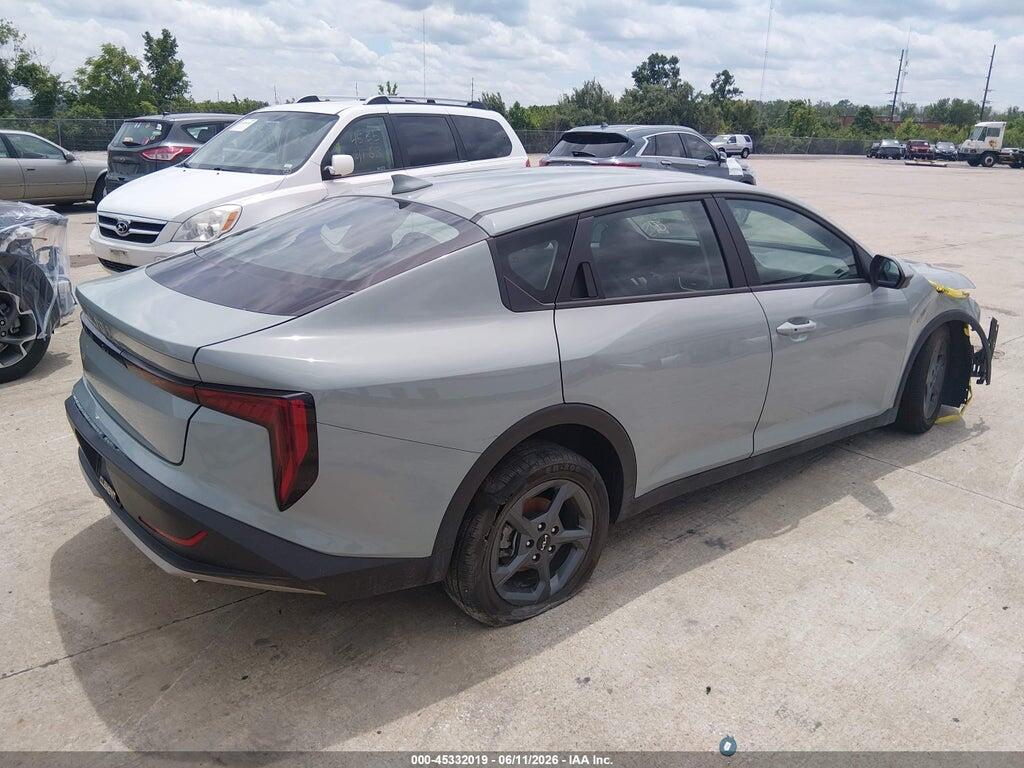 3KPFT4DE9SE070766 2025 KIA K4 photo no. 4