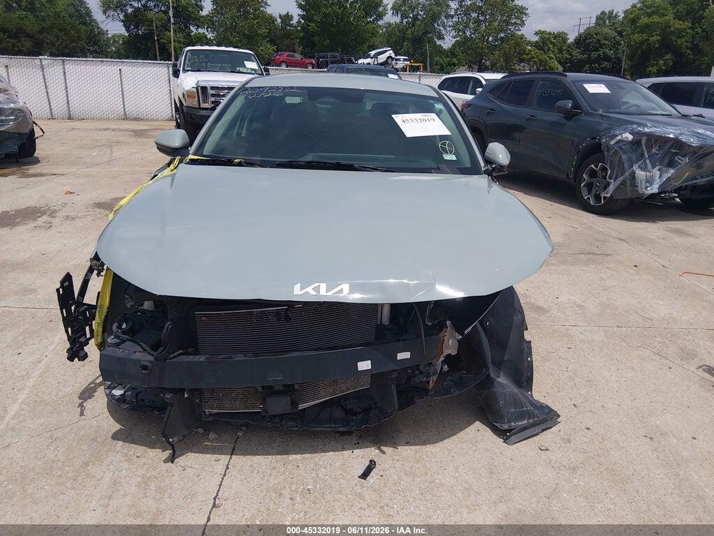 3KPFT4DE9SE070766 2025 KIA K4 photo no. 6