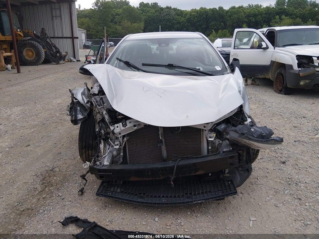 2T1BURHE8HC950948 2017 TOYOTA COROLLA photo no. 12