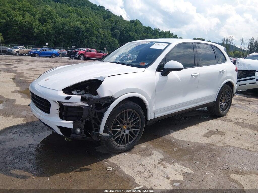 WP1AA2A27HKA83289 2017 PORSCHE CAYENNE photo no. 2