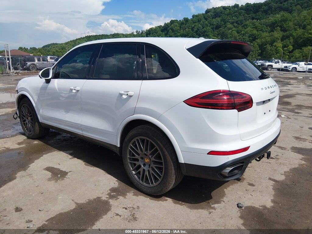 WP1AA2A27HKA83289 2017 PORSCHE CAYENNE photo no. 3