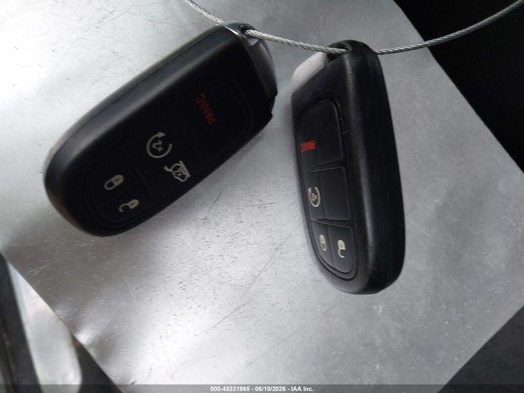 1C4PJMDN2KD163740 2019 JEEP CHEROKEE photo no. 11