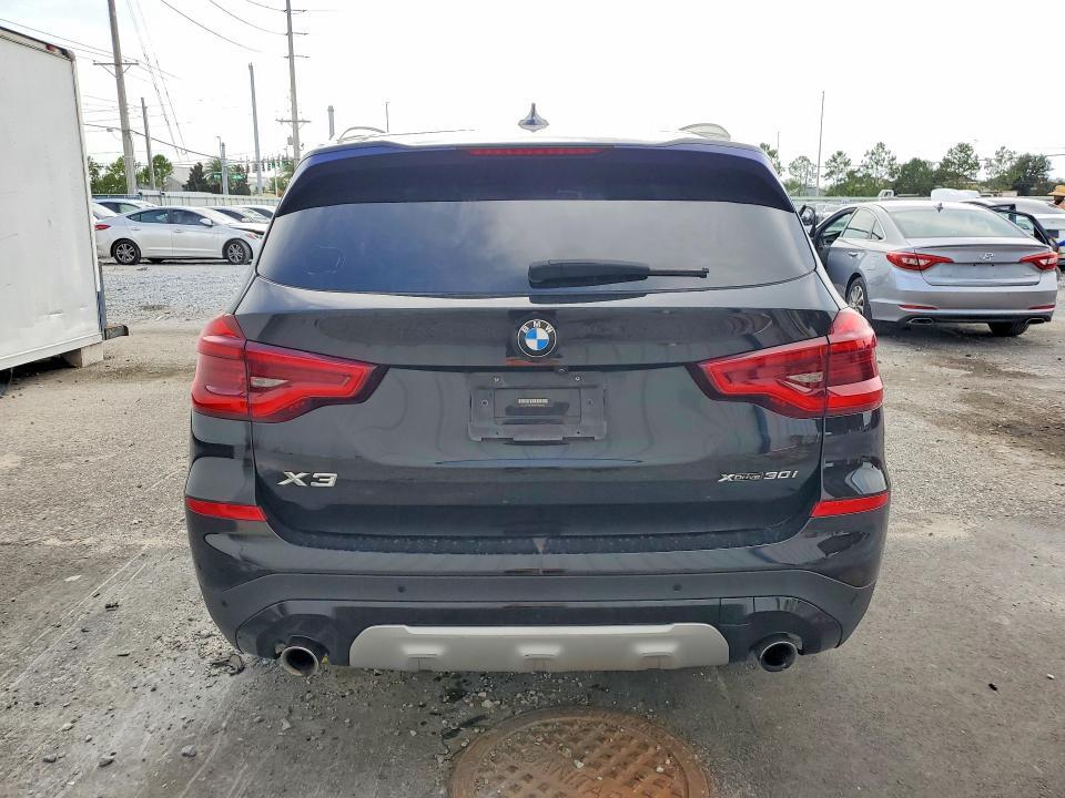 2021 BMW X3 XDRIVE30I — Фото 6 из 13