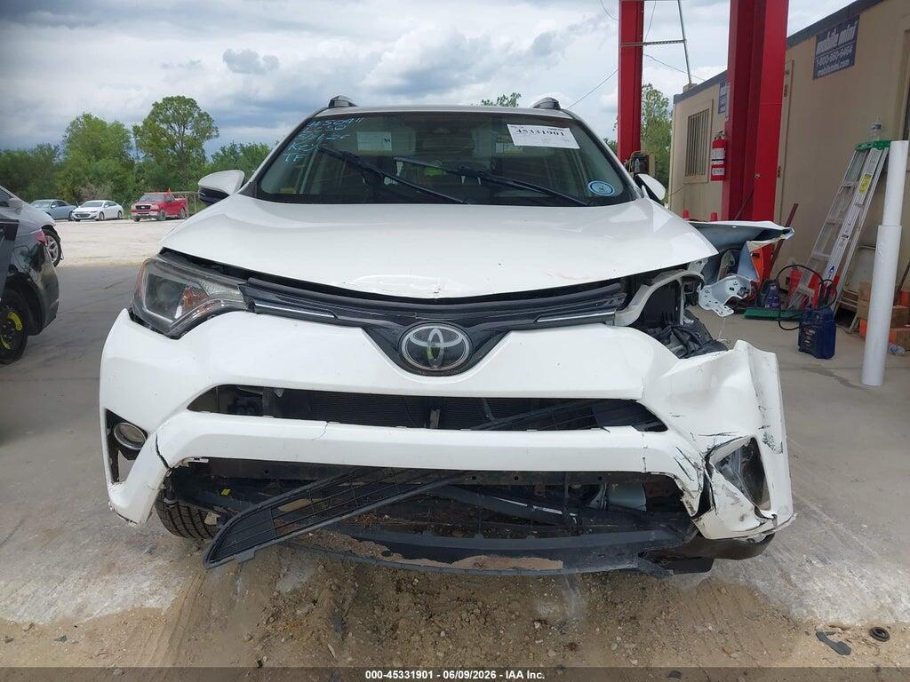JTMRFREV0HJ113628 2017 TOYOTA RAV4 photo no. 12