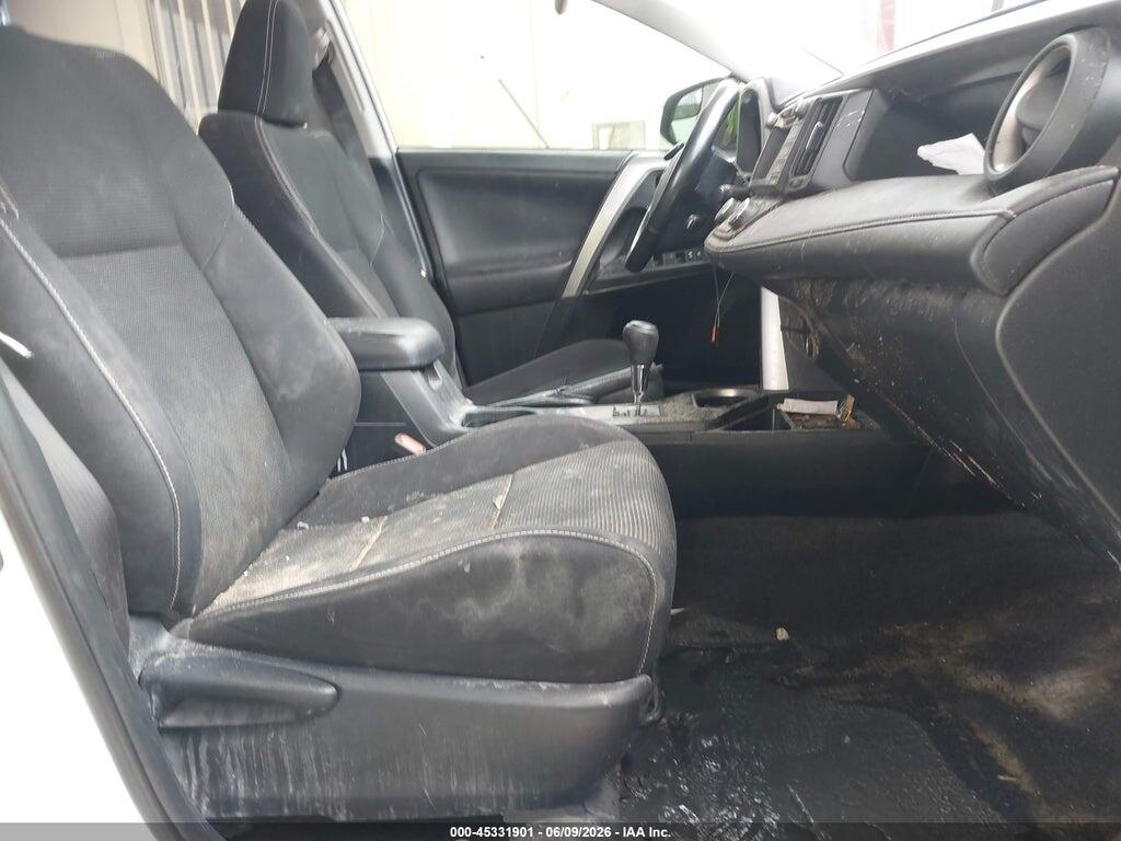 JTMRFREV0HJ113628 2017 TOYOTA RAV4 photo no. 5