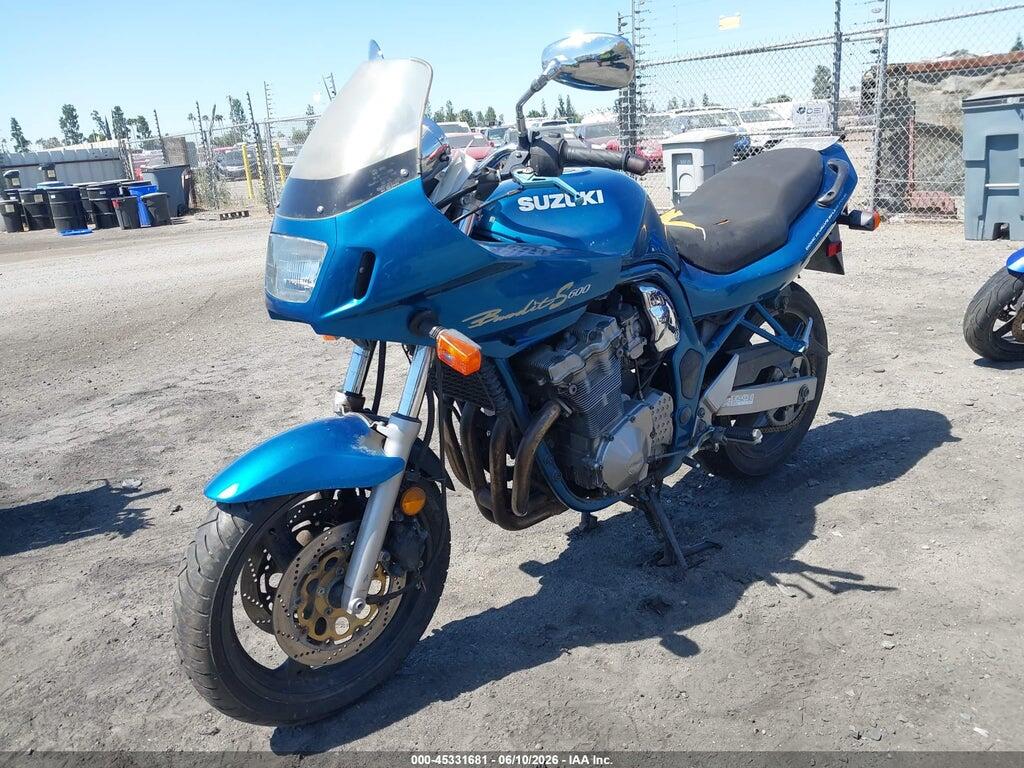 JS1GN77AXW2100329 1998 SUZUKI GSF600 photo no. 2