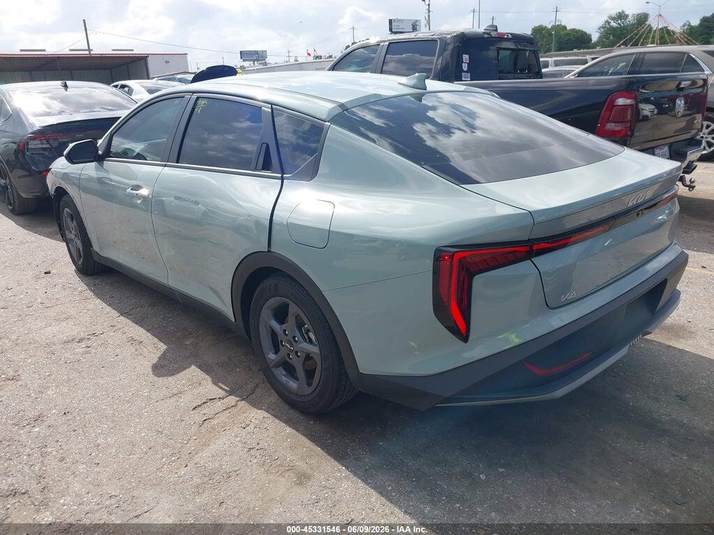 3KPFT4DE2SE229238 2025 KIA K4 photo no. 3
